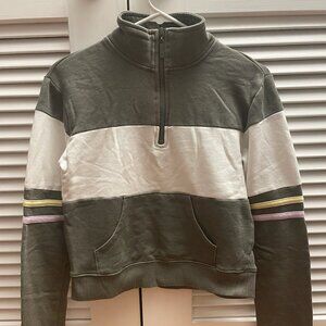 Aero Womens Cropped Quarter-Zip Sweatshirt XS